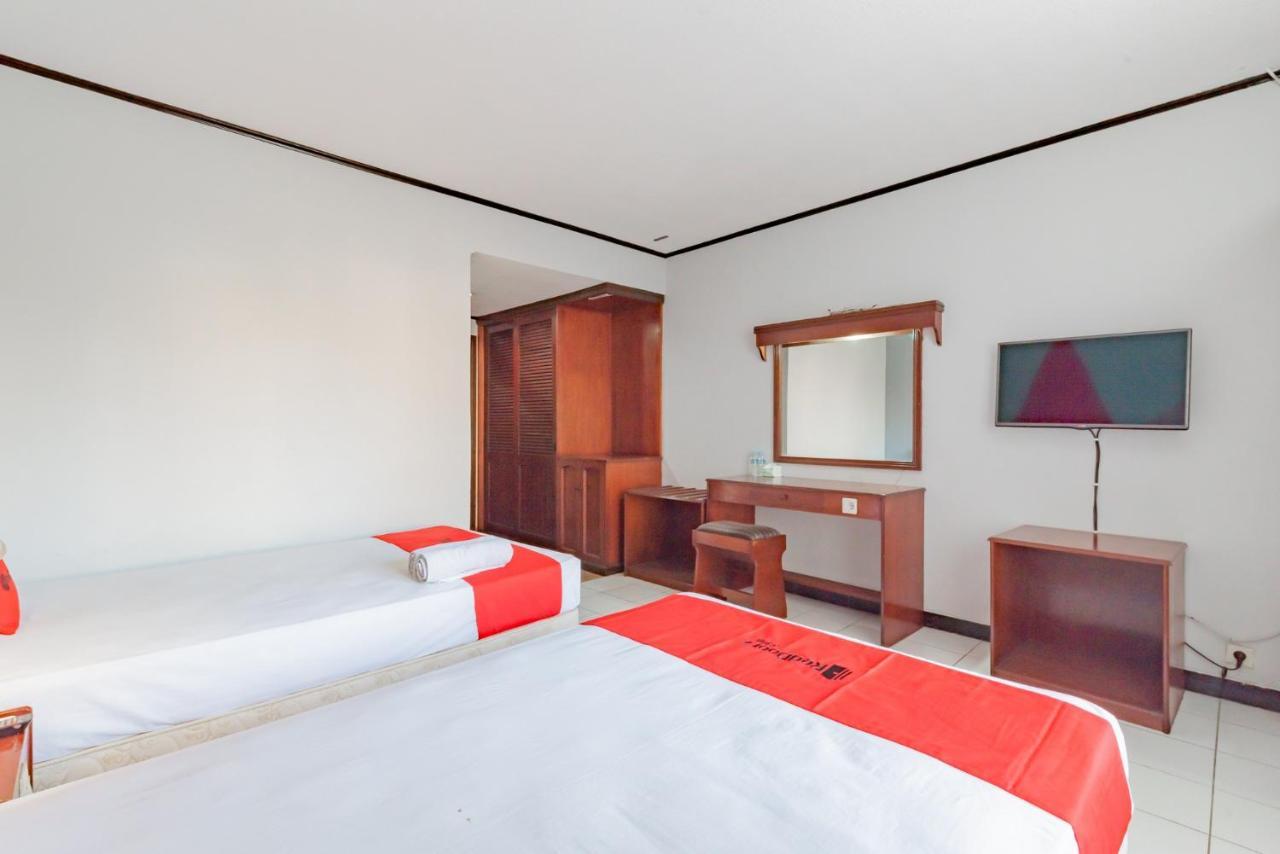 Hotel Reddoorz Near Plaza Balikpapan Exterior foto